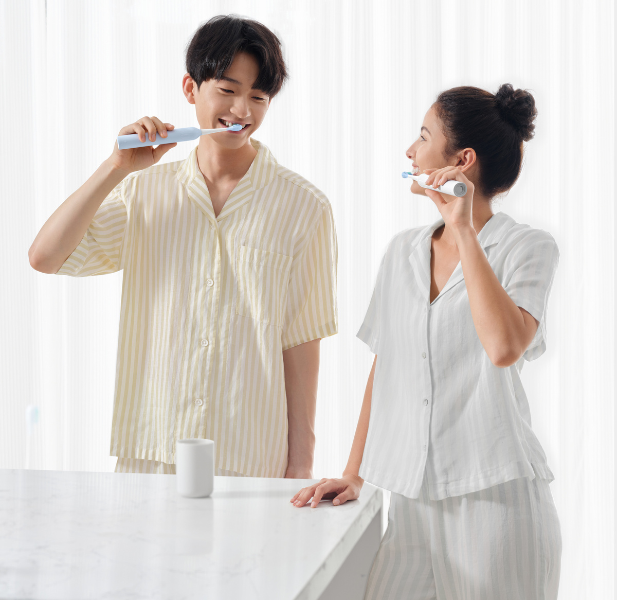 Usmile P10 PRO Blue Szczoteczka soniczna + 2 końcówki pol_pl_Usmile-P10-PRO-Blue-Szczoteczka-soniczna-2-koncowki-16999_12